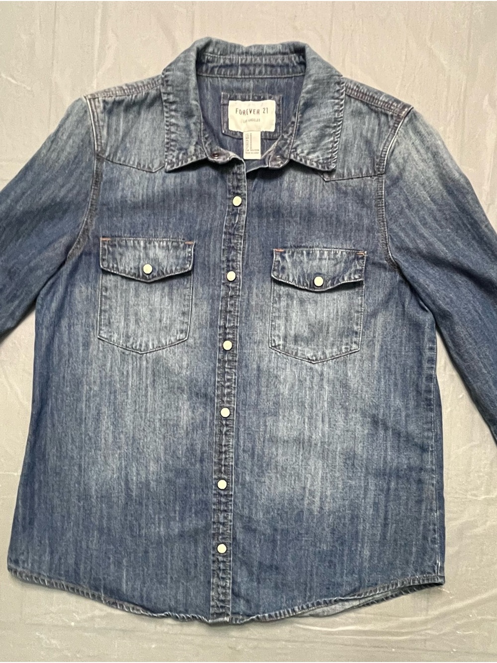 Forever 21 Western Lightweight Denim Snap Shirt M